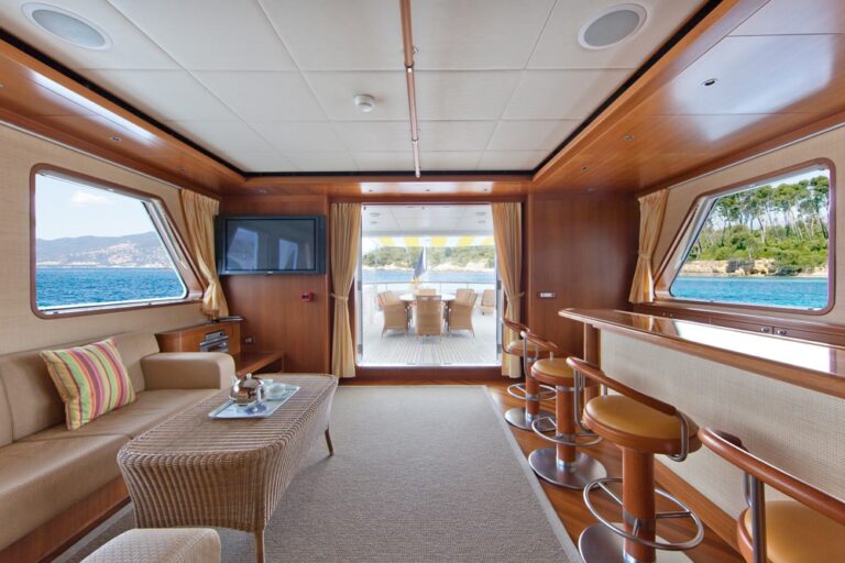 The 34m Yacht CORNELIA