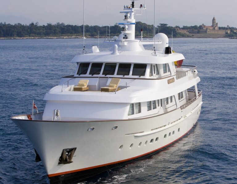 The 34m Yacht CORNELIA