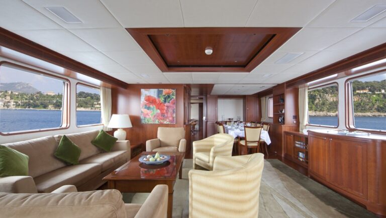 The 34m Yacht CORNELIA