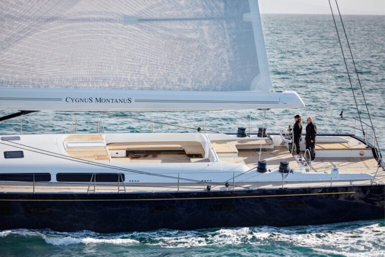 The 34m Yacht CYGNUS MONTANUS