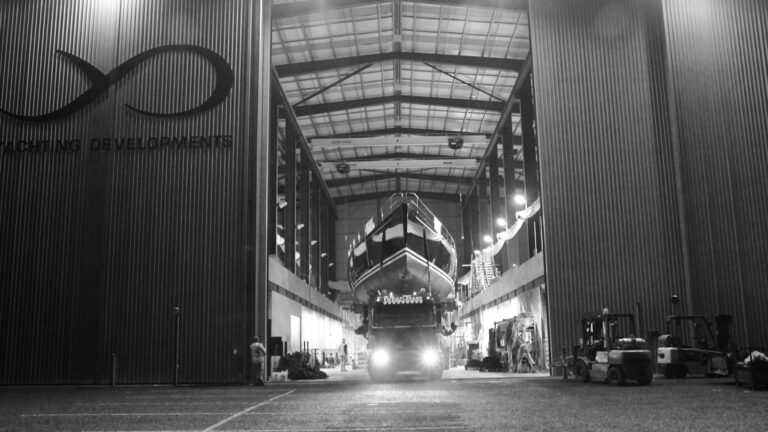 The 34m Yacht CYGNUS MONTANUS