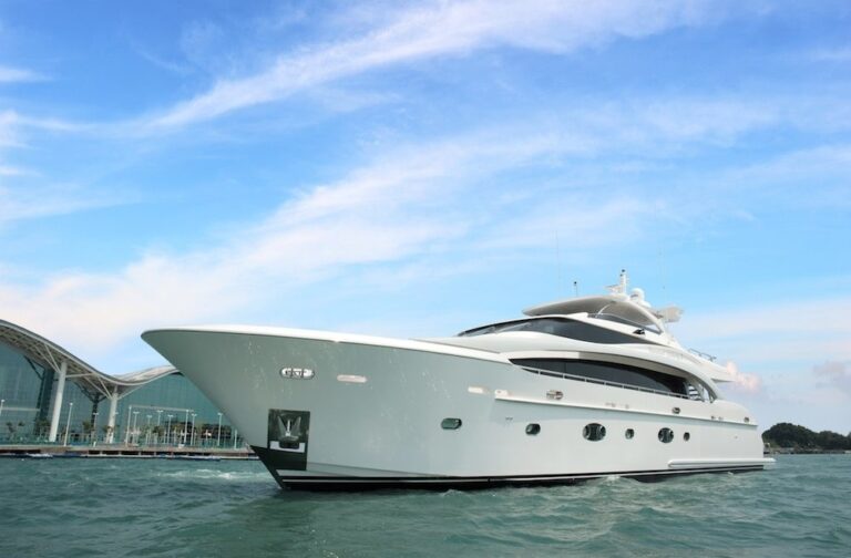 The 34m Yacht ESTHER 7