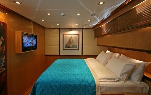 The 34m Yacht GETAWAY