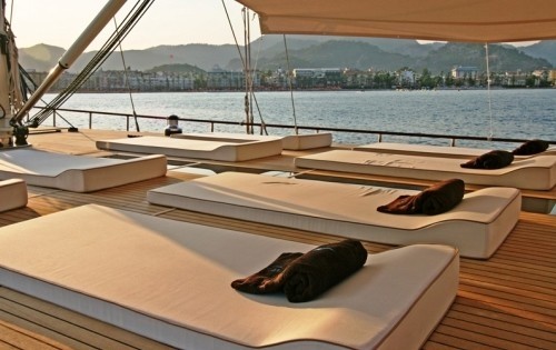 The 34m Yacht GETAWAY