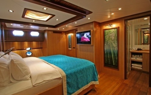 The 34m Yacht GETAWAY