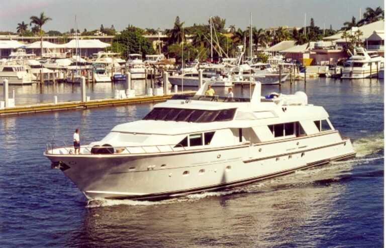 The 34m Yacht GILAINE O