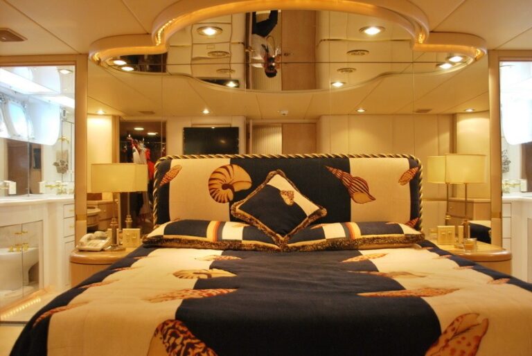 The 34m Yacht GILAINE O