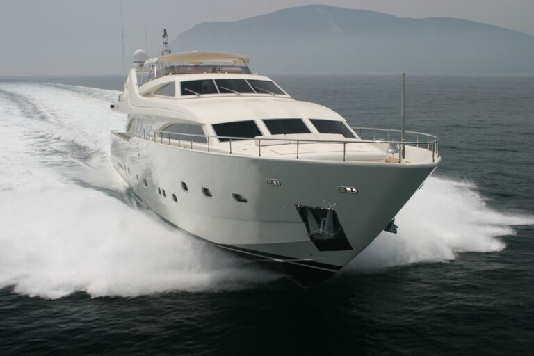 The 34m Yacht HELENA