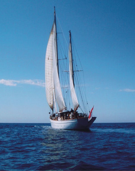Life On Yacht IDUNA