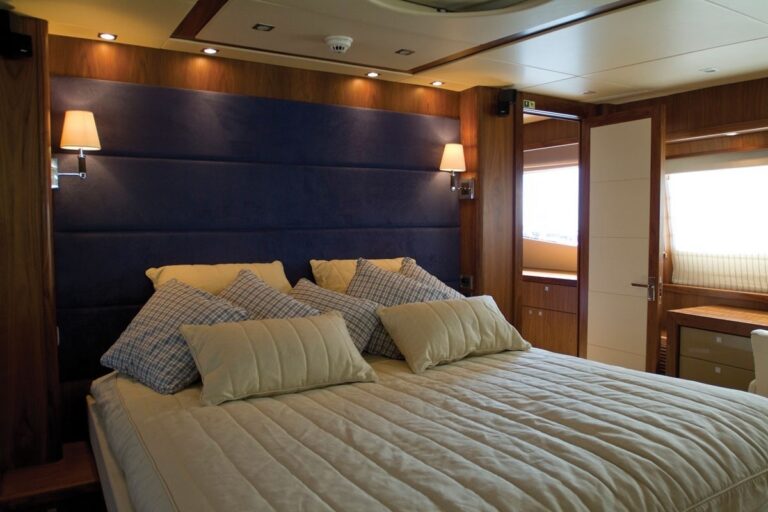The 34m Yacht JIVA
