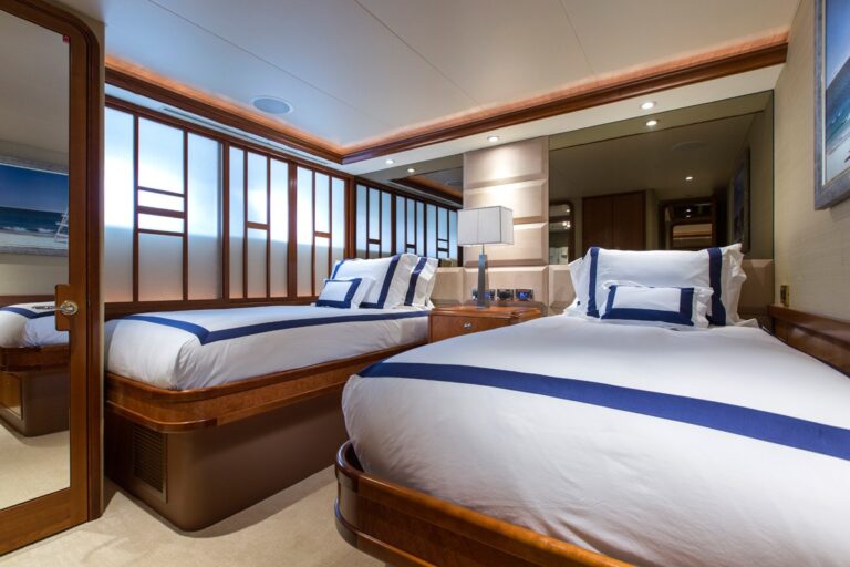 The 34m Yacht OASIS