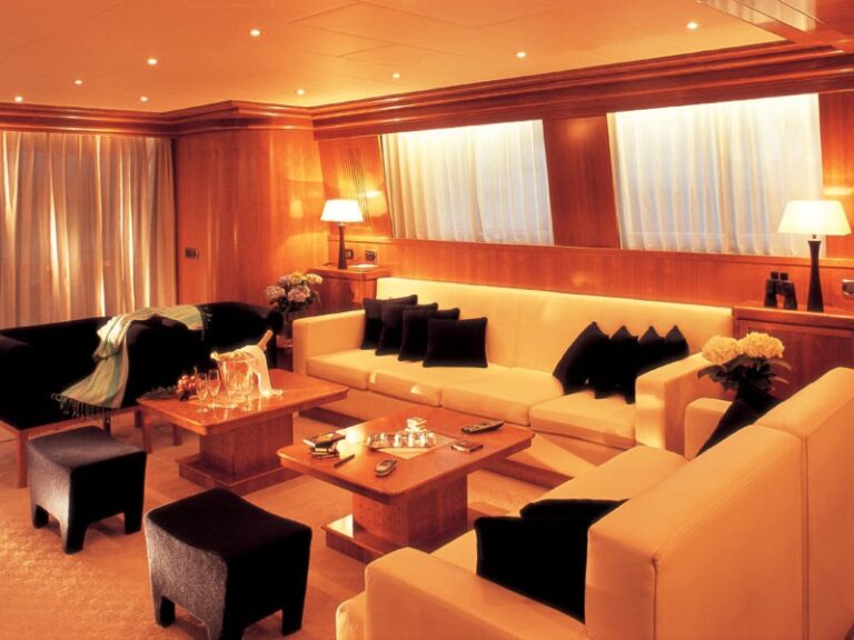 The 34m Yacht PROTEUS