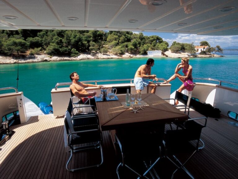 The 34m Yacht PROTEUS