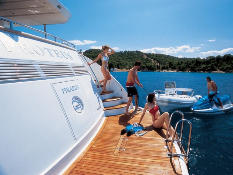 The 34m Yacht PROTEUS