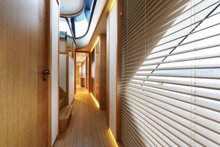 The 34m Yacht SOLIS