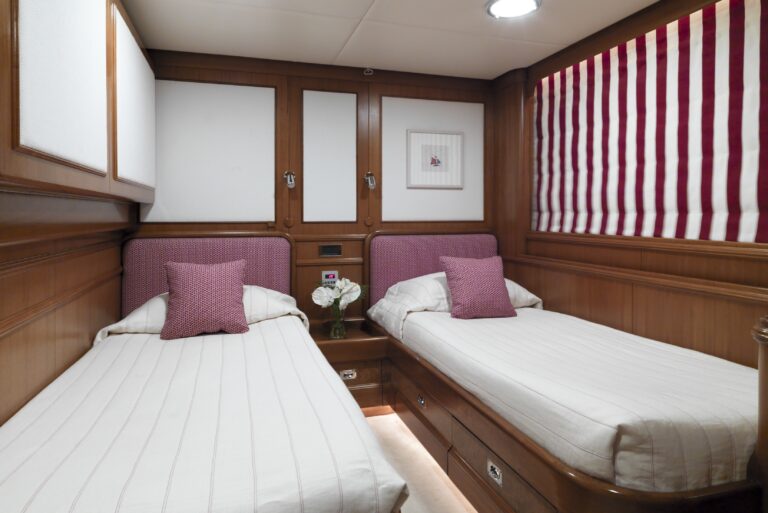 The 34m Yacht SPADA