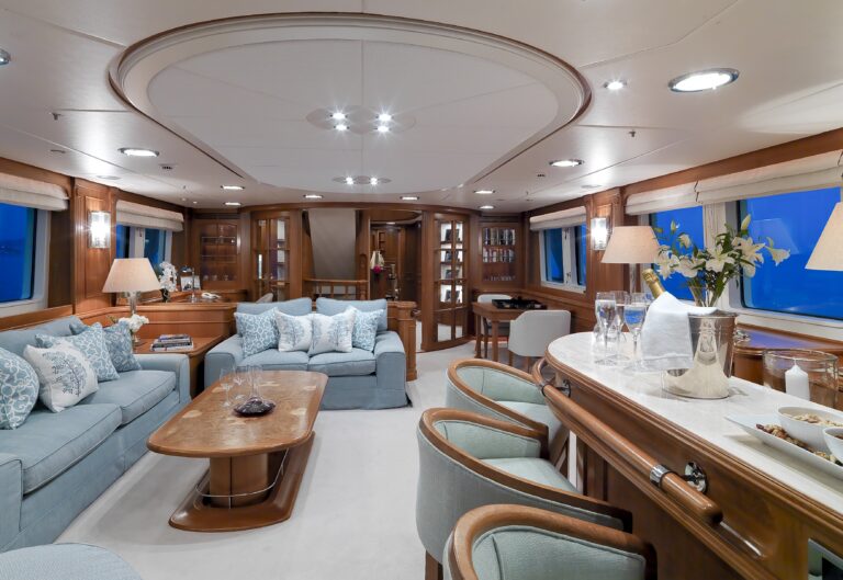 The 34m Yacht SPADA