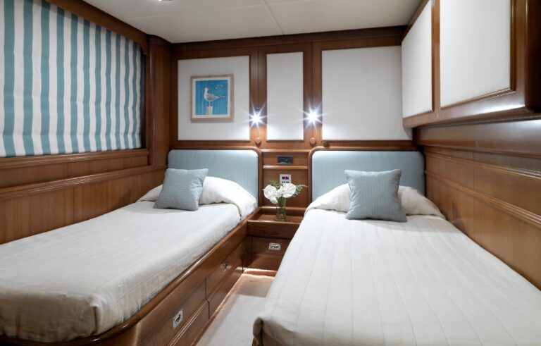 The 34m Yacht SPADA
