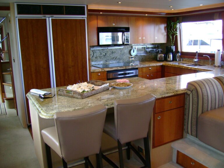 The 34m Yacht TRUE JOY