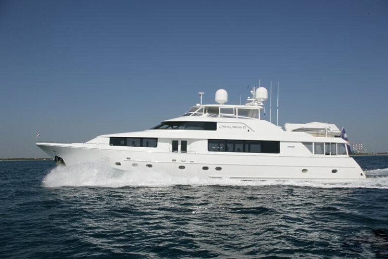 The 34m Yacht TRUE JOY