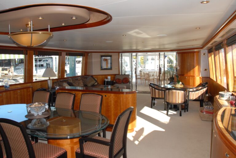 The 34m Yacht TRUE JOY