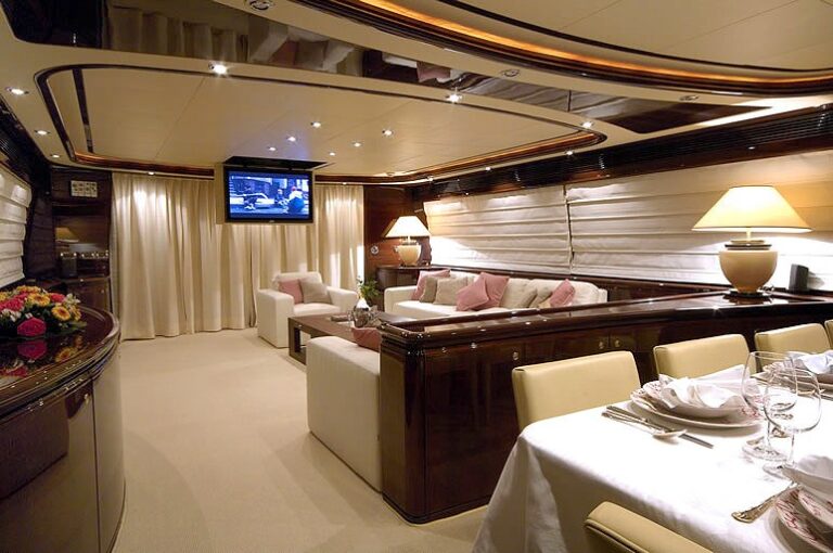 The 34m Yacht TWO KAY