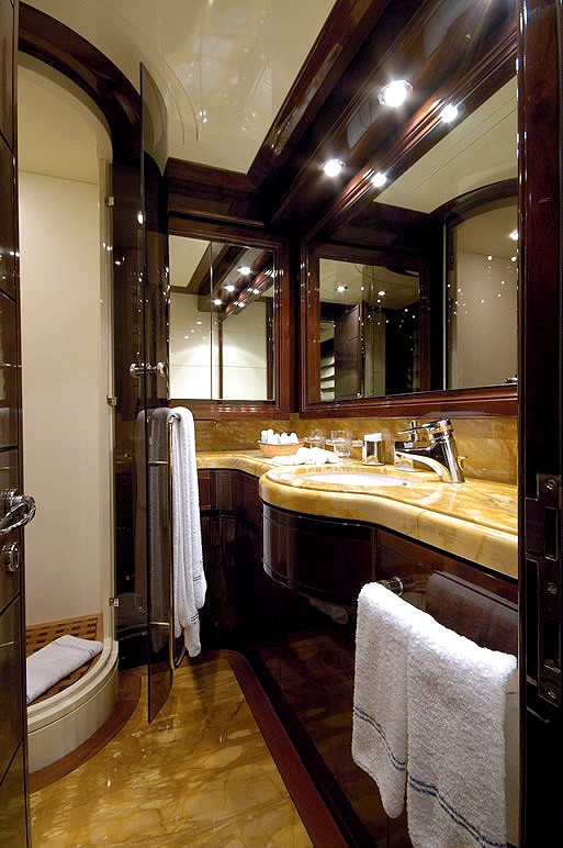 The 34m Yacht TWO KAY