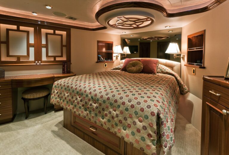 The 34m Yacht WILD KINGDOM