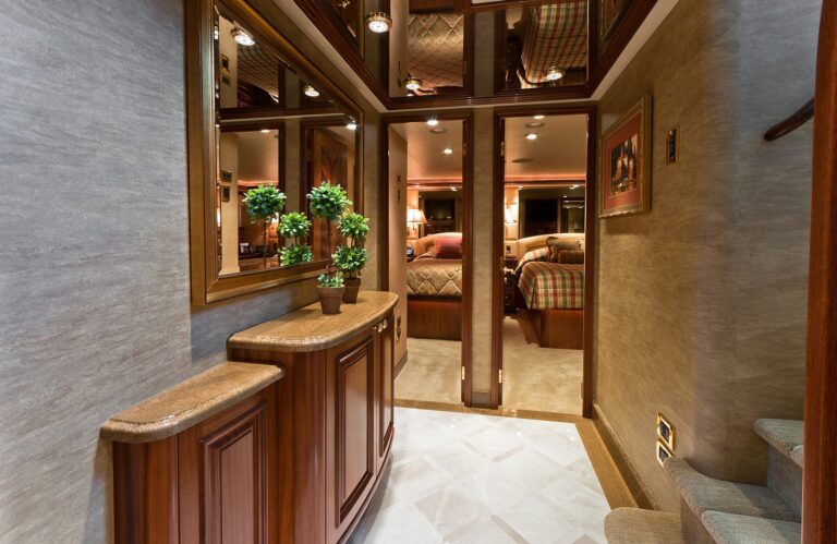 The 34m Yacht WILD KINGDOM