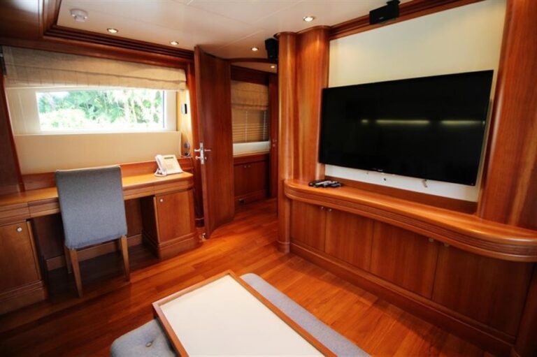 The 35m Yacht ABIE