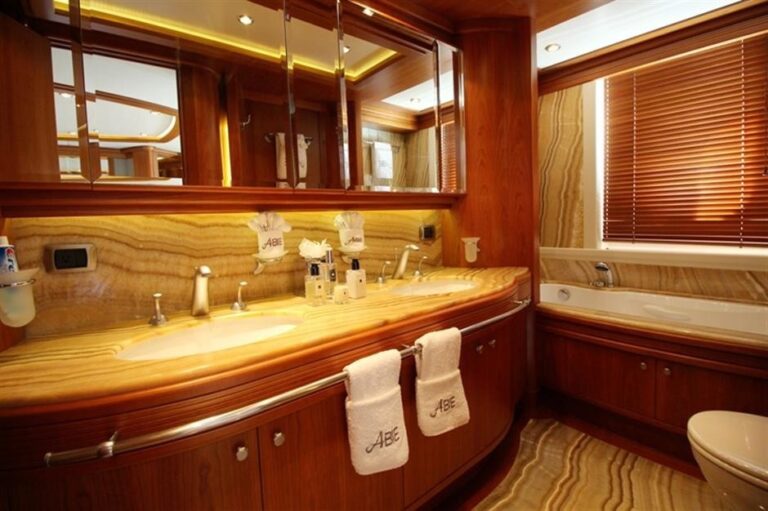 The 35m Yacht ABIE