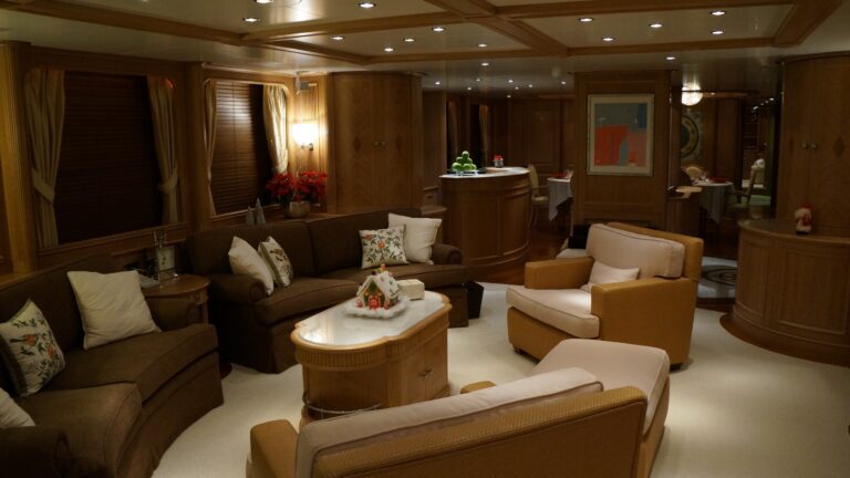 The 35m Yacht ALBATROSS