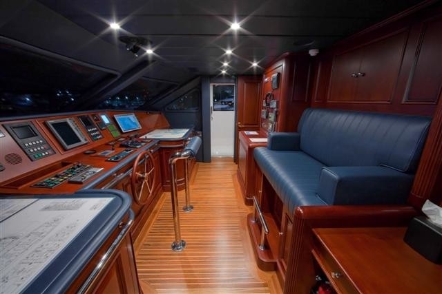 The 35m Yacht CAMARINA ROYALE