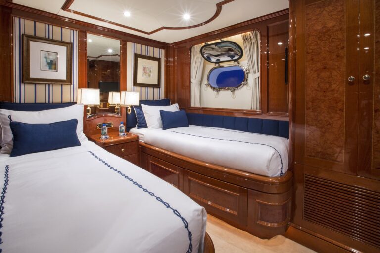 The 35m Yacht CAMARINA ROYALE