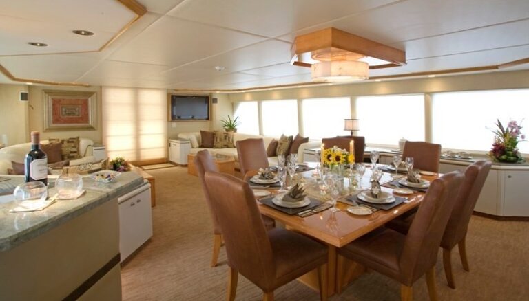 The 35m Yacht EL JEFE