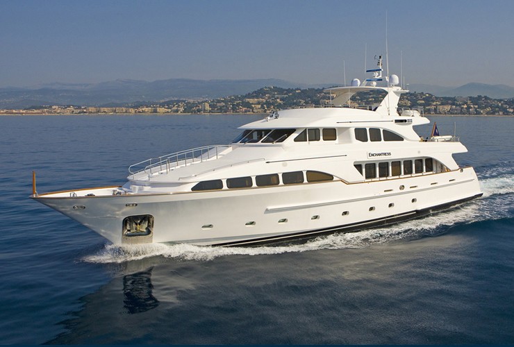 The 35m Yacht ENCHANTRESS