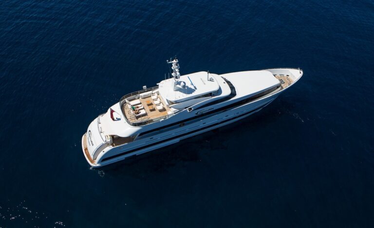 The 35m Yacht GALACTICA PLUS