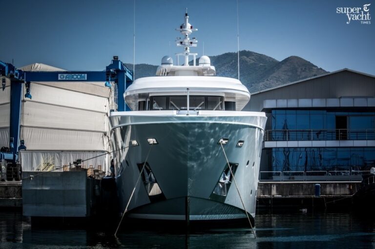 The 35m Yacht GIPSY