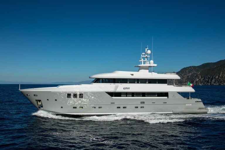 The 35m Yacht GIPSY