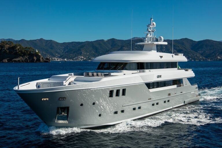 The 35m Yacht GIPSY