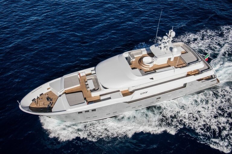 The 35m Yacht GIPSY