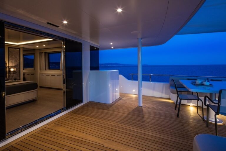 The 35m Yacht GIPSY