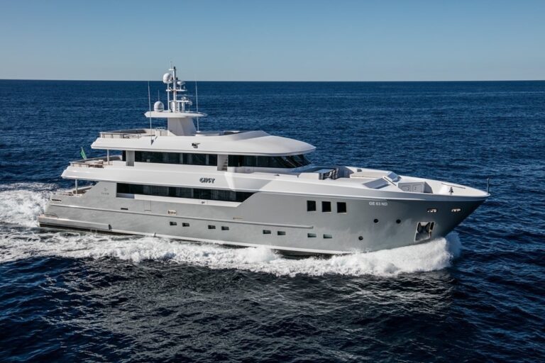 The 35m Yacht GIPSY