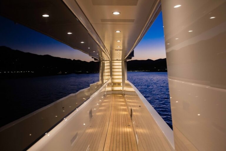 The 35m Yacht GIPSY