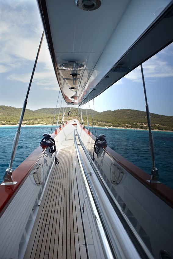 Profile Deck On Yacht IRAKLIS L