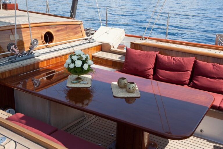 The 35m Yacht LAURAN