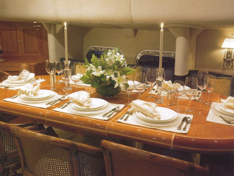 The 35m Yacht MANUTARA