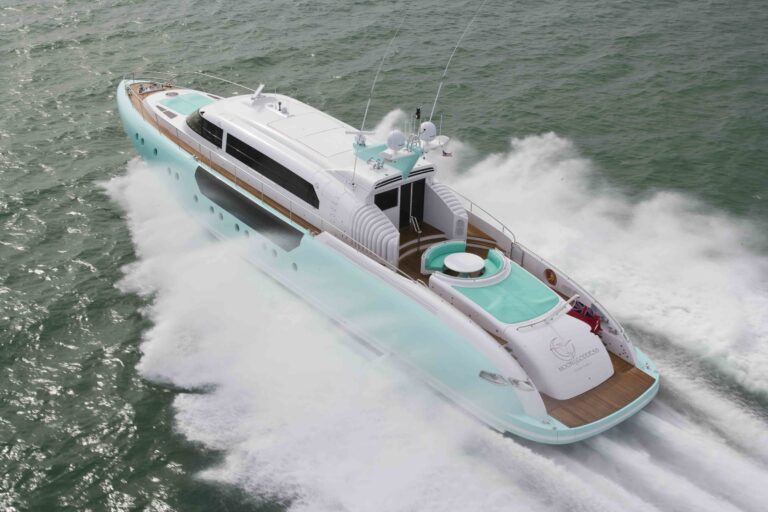 The 35m Yacht MOON GODDESS