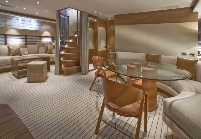 The 35m Yacht MOON GODDESS