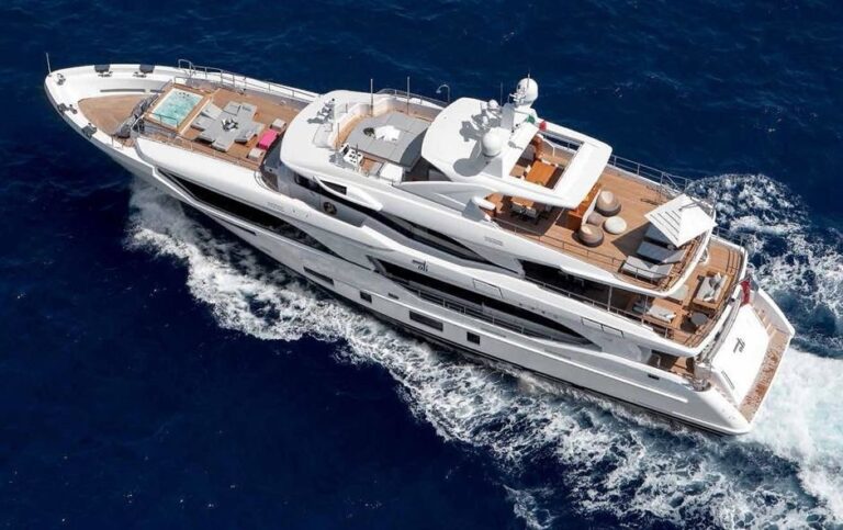 The 35m Yacht OLI